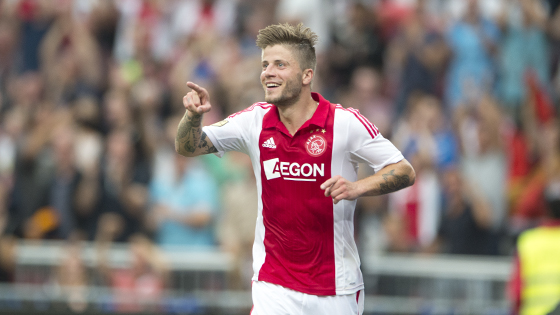 律活塞与圣 律活塞与圣