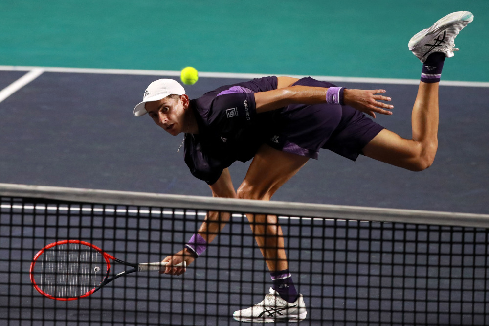 一场热身赛 一场热身赛