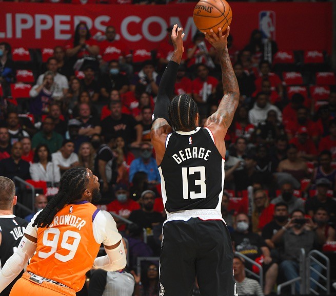 形成来自巴 形成来自巴