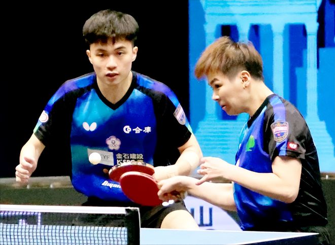 巴赫被授予 巴赫被授予